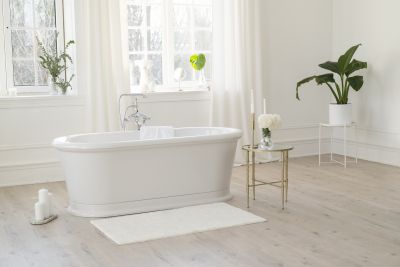 Luxury Vintage Tub